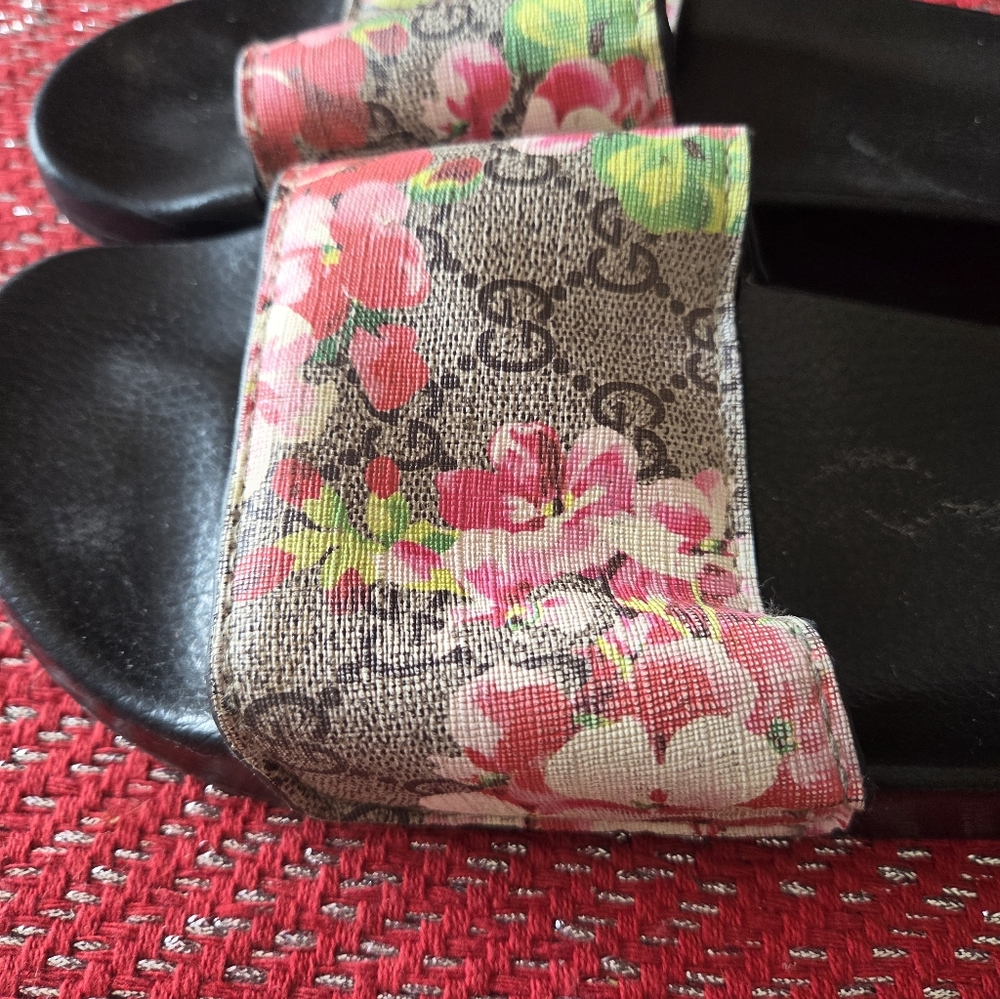 Floral Slide Sandals